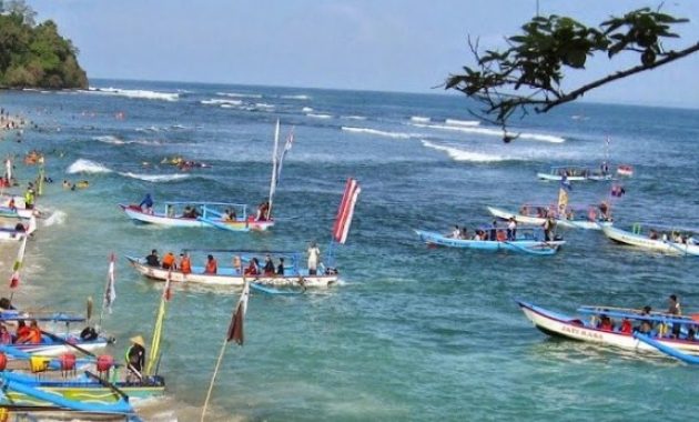 Pantai Pananjung Ciamis